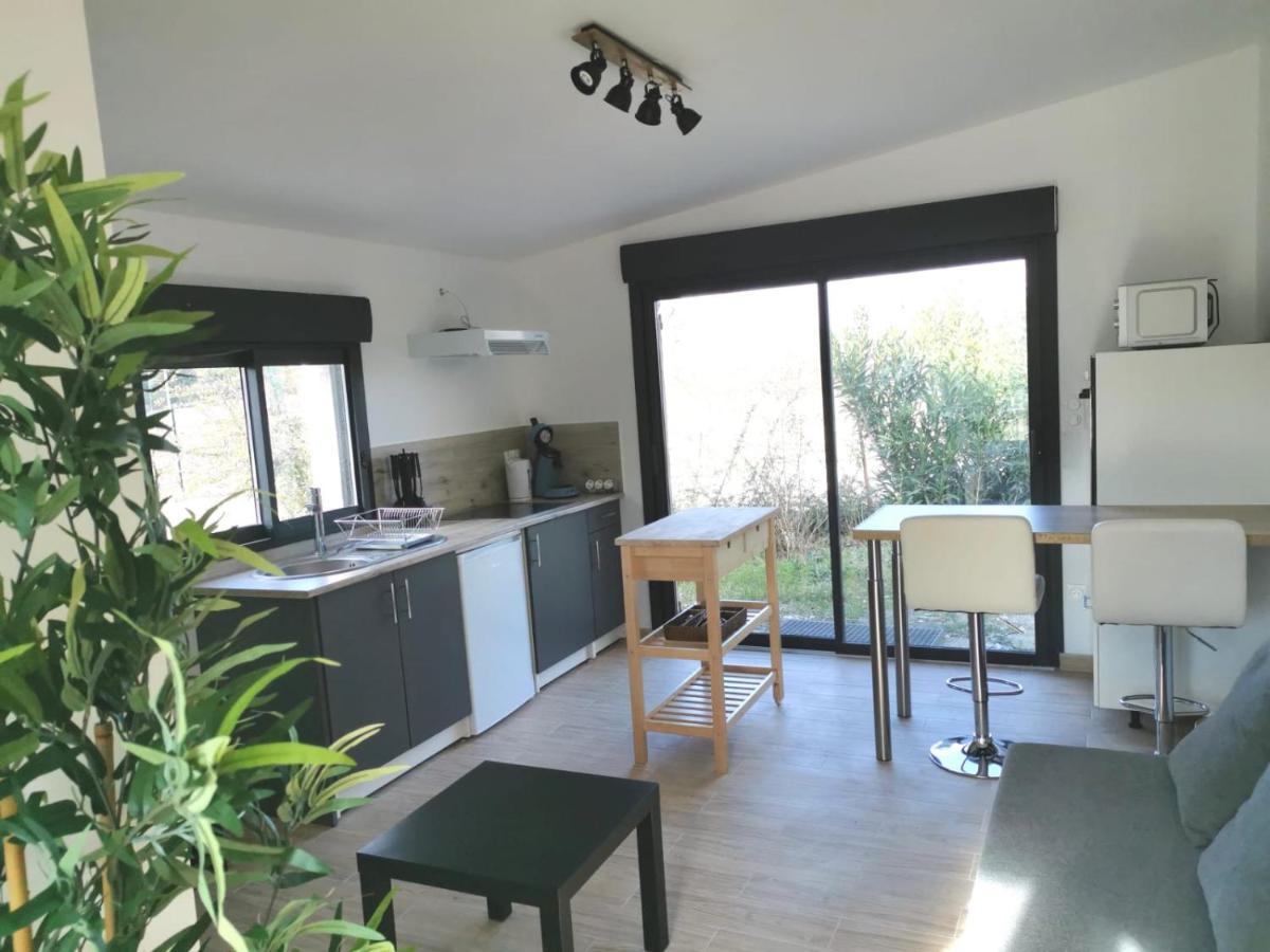 Studio Independant, 10Min Avignon Pujaut Екстер'єр фото