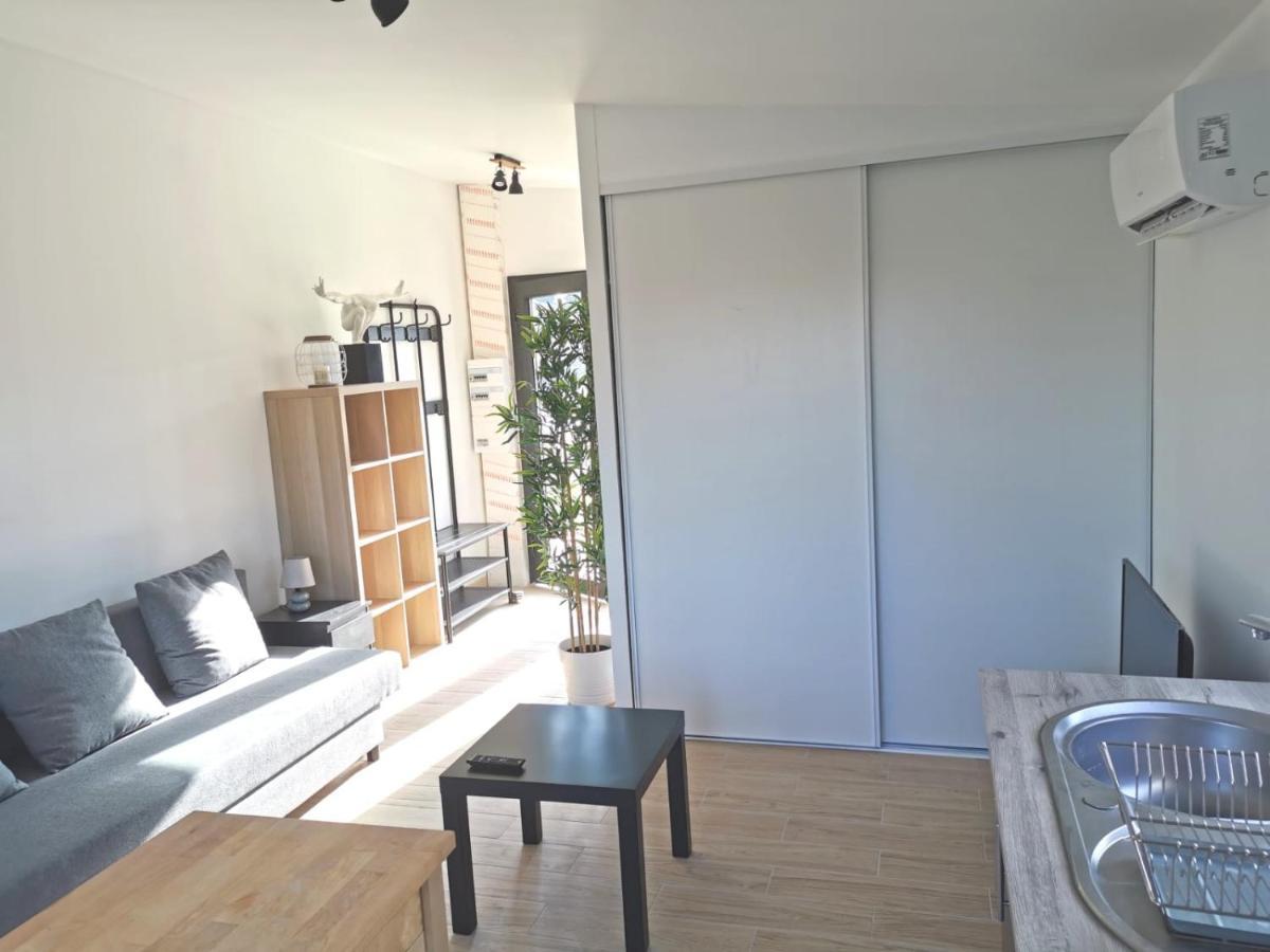 Studio Independant, 10Min Avignon Pujaut Екстер'єр фото